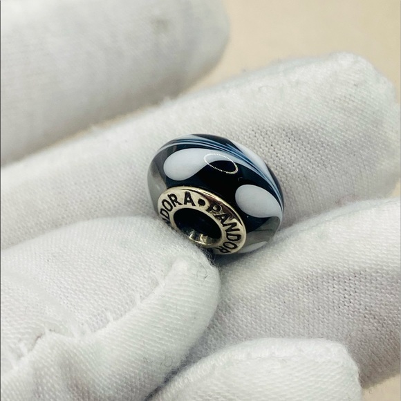 EUC Pandora 790676 Sterling Silver Black & White Swirl Murano Glass Bead - Picture 3 of 7